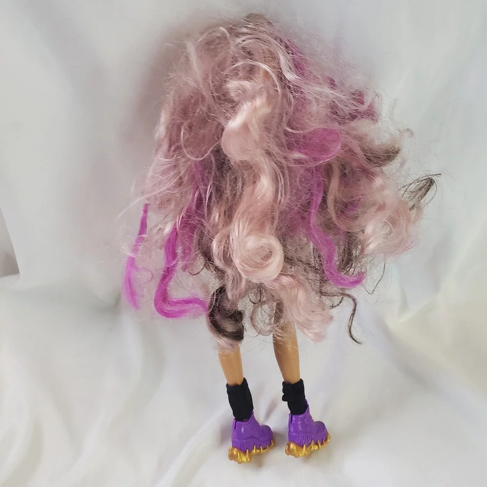 Monster High Mattel Clawdeen Wolf Fashion Doll Purple Outfit 11in Brown Hair‎